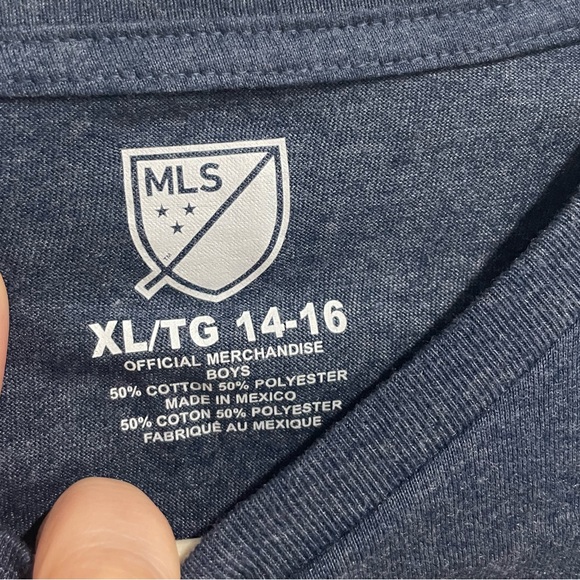 New York Red Bulls T-Shirt - Picture 2 of 2